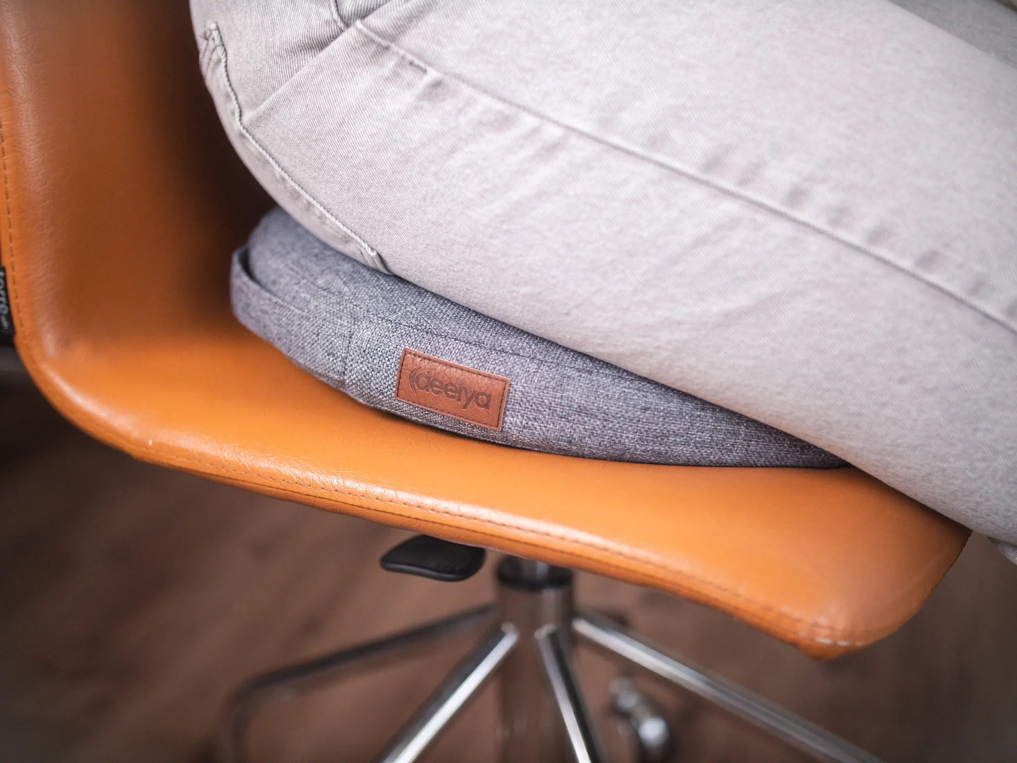 Une confection textile qualitative et des textures premium adaptées aux exigences esthétiques et de durabilité, via martingale de 100000 cycles , pour création d'espaces par les architectes.
